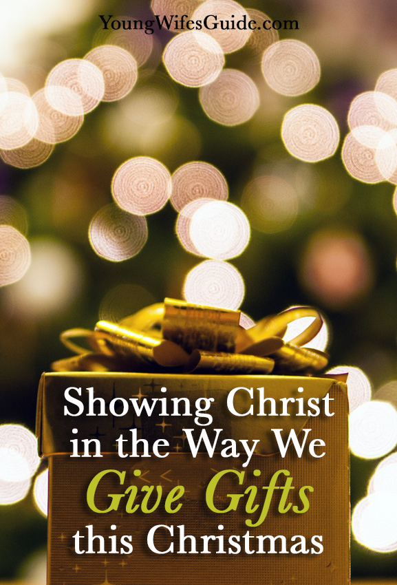 showing-christ-in-the-way-we-give-gifts-this-christmas